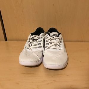 NIKE FREE RN brand new never worn
